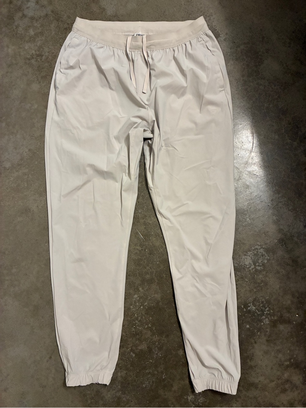 Gymshark Men's studio joggers light gray-silver Drawstring